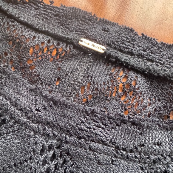 NWOT Free People In The Meadow top in black size L - Picture 8 of 12